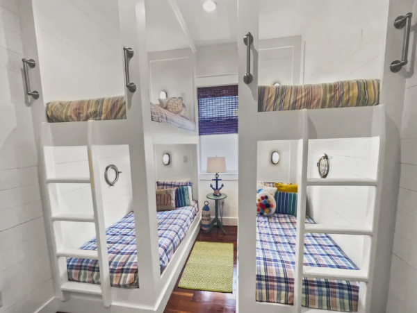 Beautiful Five Bedroom Vacation Home in Seacrest Beach