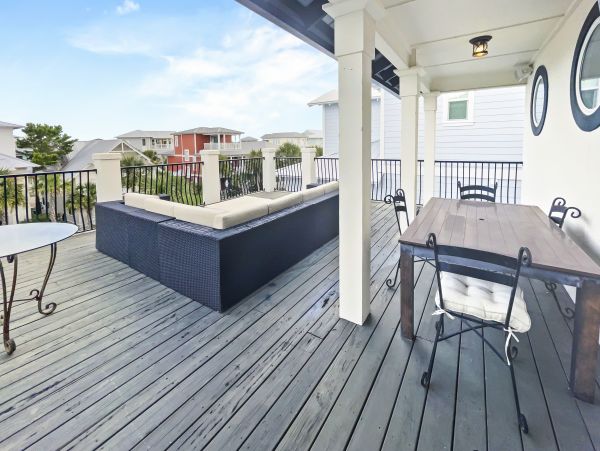 Beach House in Panama City Sleeps !4 Guests
