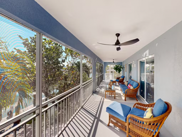 Marathon Pet Friendly Vacation Home Modern Amenities & Pool