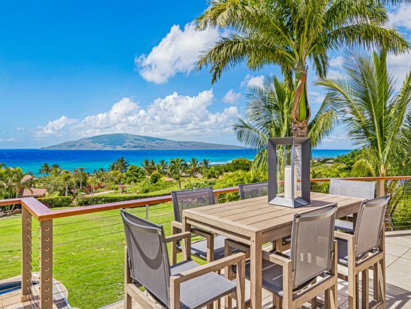 Impressive Vacation Pool Home Sleeps Ten Guests