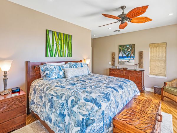 Impressive Vacation Pool Home Sleeps Ten Guests