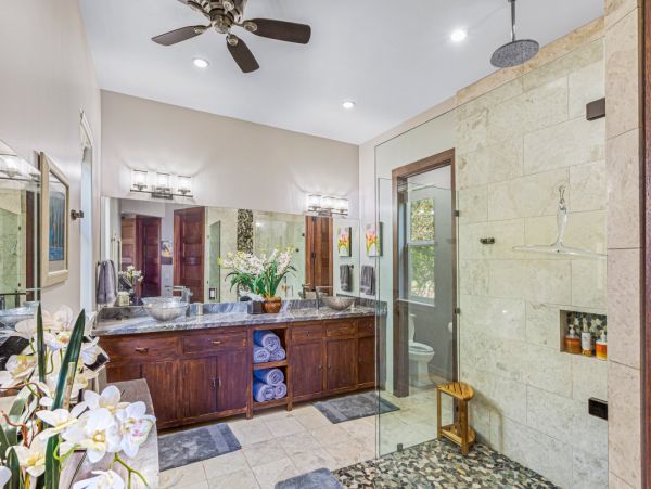 Impressive Vacation Pool Home Sleeps Ten Guests