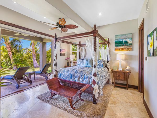 Impressive Vacation Pool Home Sleeps Ten Guests