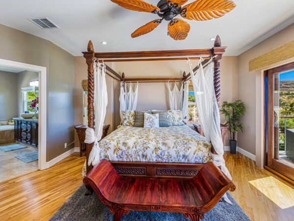 Impressive Vacation Pool Home Sleeps Ten Guests