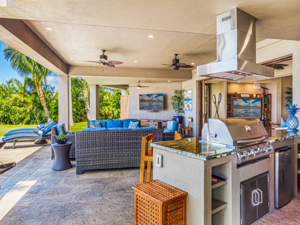Impressive Vacation Pool Home Sleeps Ten Guests