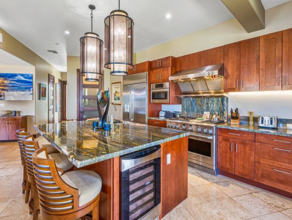 Impressive Vacation Pool Home Sleeps Ten Guests