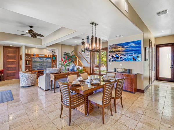 Impressive Vacation Pool Home Sleeps Ten Guests