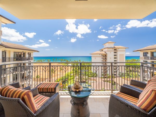 Kapolei Two Bedroom Vacation Condo with Ocean Views