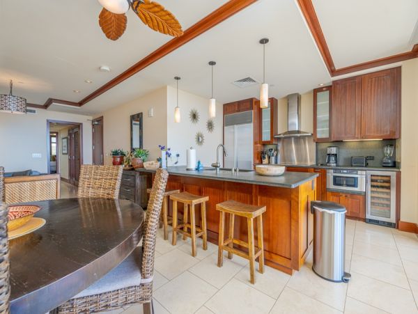 Kapolei Two Bedroom Vacation Condo with Ocean Views