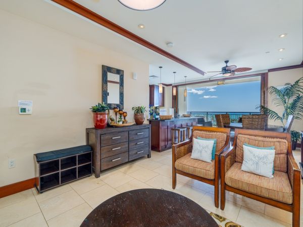 Kapolei Two Bedroom Vacation Condo with Ocean Views