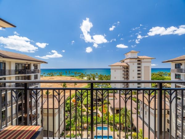 Kapolei Two Bedroom Vacation Condo with Ocean Views