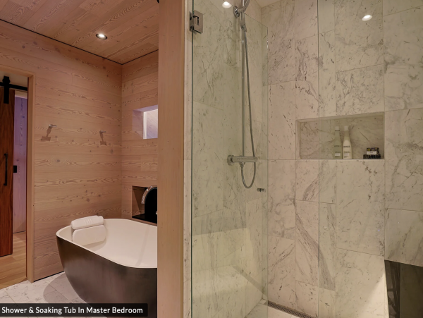 Gorgeous Rental with 3 Bedrooms Plus Bunk Room