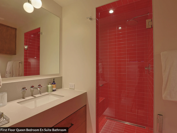 Gorgeous Rental with 3 Bedrooms Plus Bunk Room