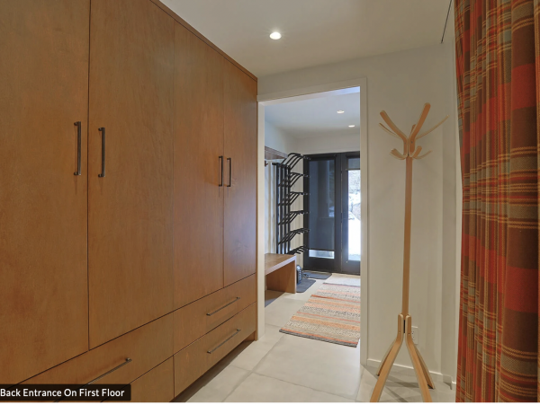 Gorgeous Rental with 3 Bedrooms Plus Bunk Room