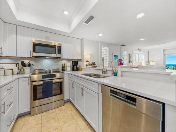 Lovely Boca Grande 2 Bedroom Condo