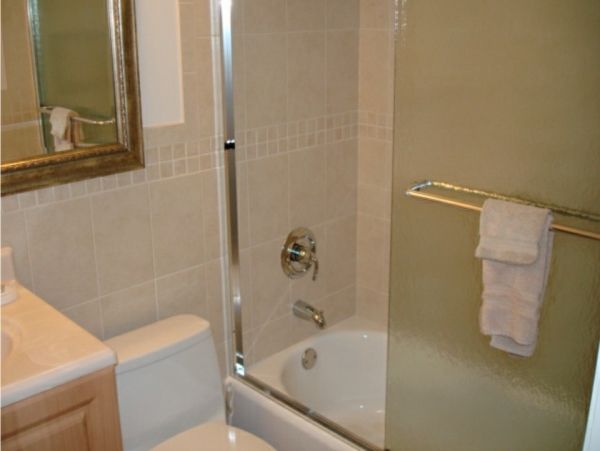 Lovely Condo with 2 Bedrooms & Ocean Views