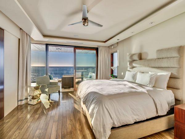 La Jolla Oceanfront Luxury Home With Hot Tub