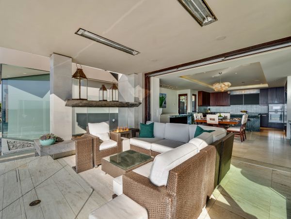 La Jolla Oceanfront Luxury Home With Hot Tub