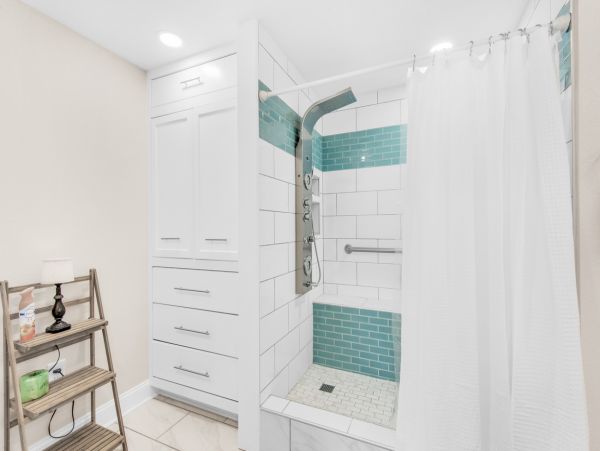 Beautiful Pensacola Beach with 3 Bedrooms & Great Views