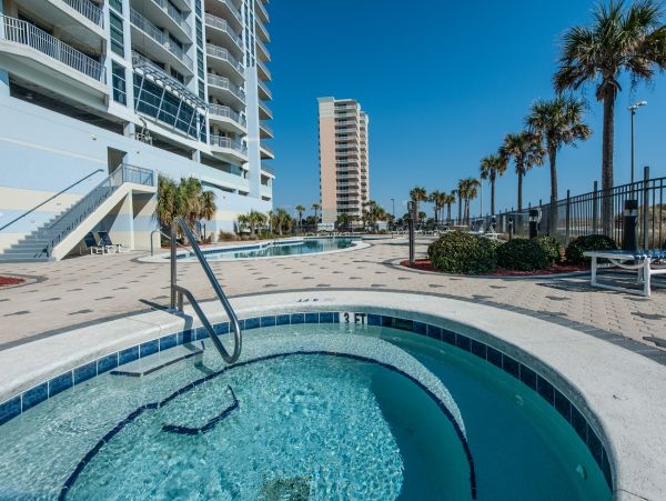 Beautiful Pensacola Beach with 3 Bedrooms & Great Views