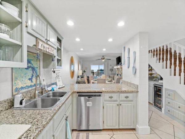 Panama City Beach Home 6 Bedroom with All of The Conveniences