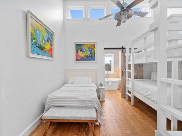 Panama City Beach Home 6 Bedroom with All of The Conveniences