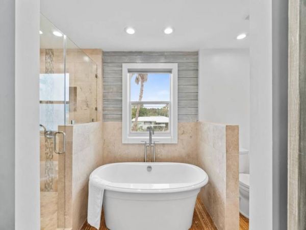 Panama City Beach Home 6 Bedroom with All of The Conveniences