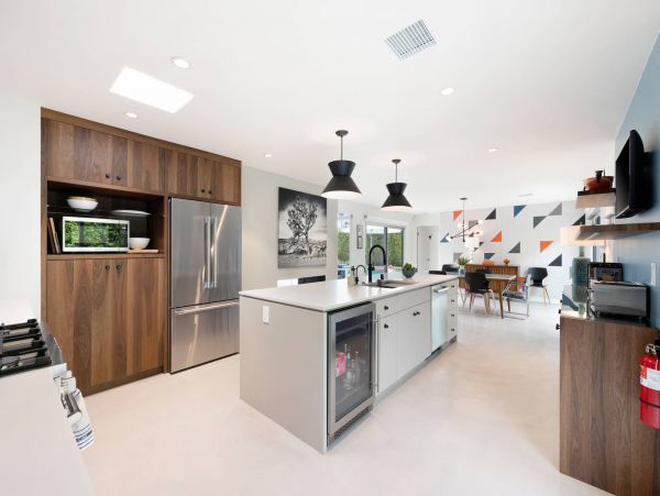 Palms Springs Vacation Home with 4 Bedrooms & Private Pool