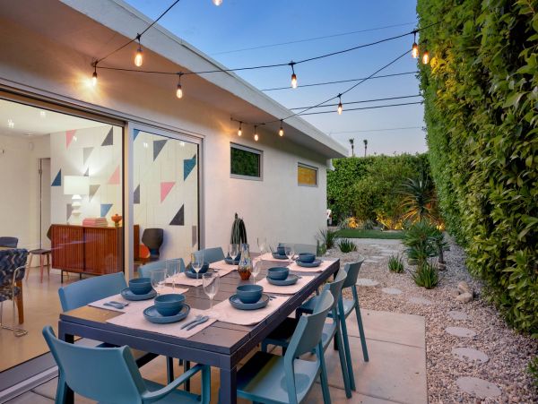 Palms Springs Vacation Home with 4 Bedrooms & Private Pool