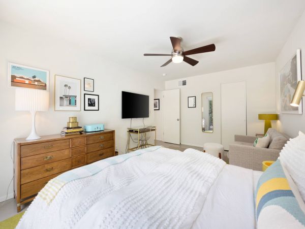 Palms Springs Vacation Home with 4 Bedrooms & Private Pool
