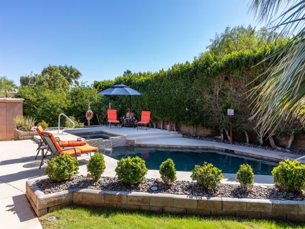 Palm Springs Pool Home Four Bedroom