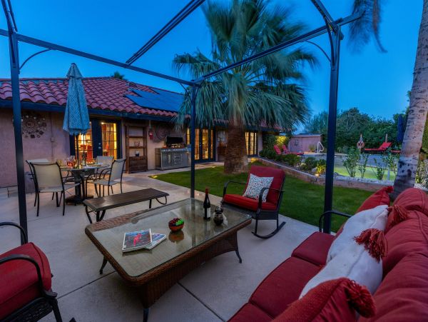 Palm Springs Pool Home Four Bedroom