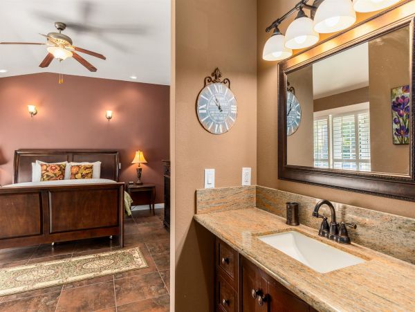 Palm Springs Pool Home Four Bedroom