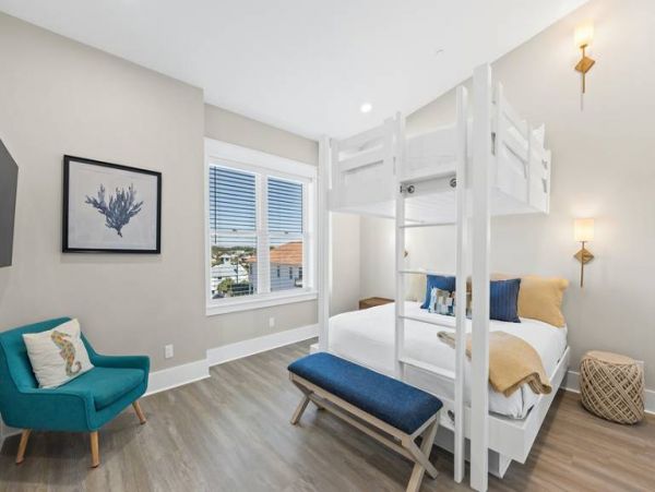Gorgeous 10 Bedroom Vacation Duplex in Panama City Beach
