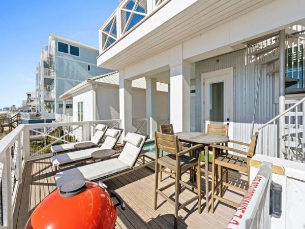 Gorgeous 10 Bedroom Vacation Duplex in Panama City Beach