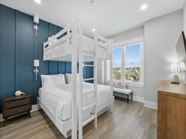 Gorgeous 10 Bedroom Vacation Duplex in Panama City Beach