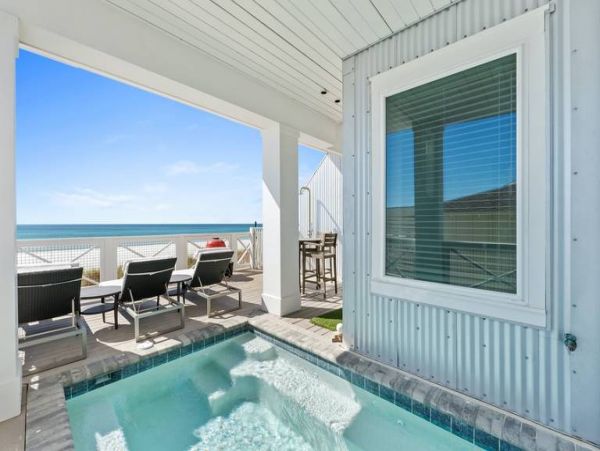 Gorgeous 10 Bedroom Vacation Duplex in Panama City Beach
