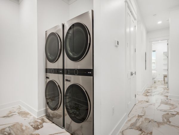 Luxurious Vacation Rental in Miramar Sleeps 44 Guests