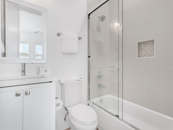 Luxurious Vacation Rental in Miramar Sleeps 44 Guests