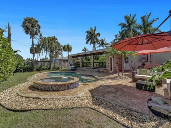 Pompano Beach Haven with Private Pool Sleeps 6 Guests