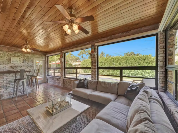 Pompano Beach Haven with Private Pool Sleeps 6 Guests