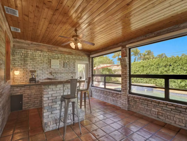 Pompano Beach Haven with Private Pool Sleeps 6 Guests