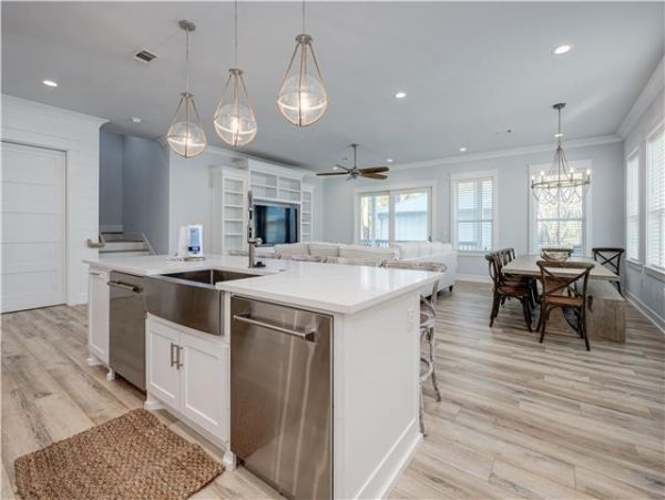 Santa Rosa Beach Six Bedroom Vacation Home Private Pool