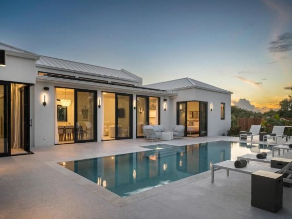 Turks and Caicos Vacation Home Walk to Beach