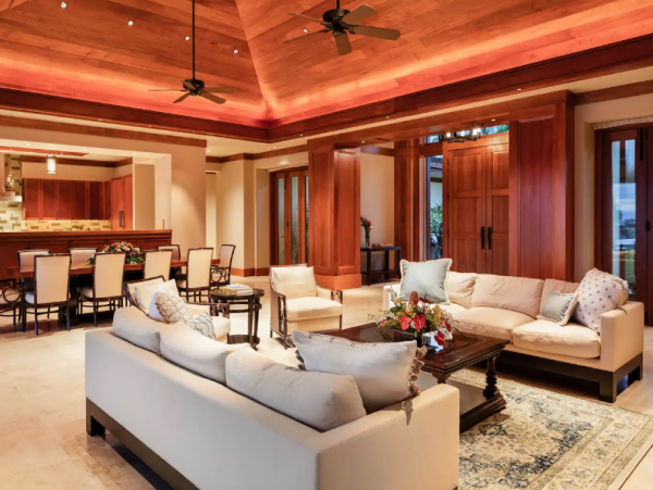 Luxury Villa in Kailua-Kona with 4 Bedrooms & Pool