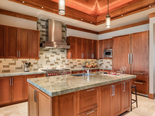 Luxury Villa in Kailua-Kona with 4 Bedrooms & Pool