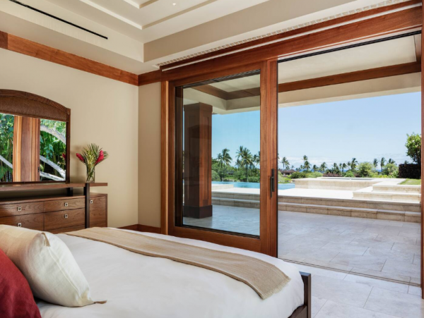Luxury Villa in Kailua-Kona with 4 Bedrooms & Pool