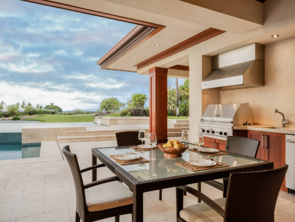 Luxury Villa in Kailua-Kona with 4 Bedrooms & Pool