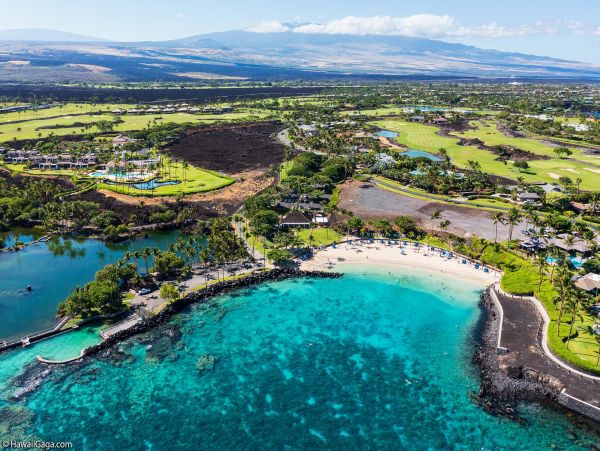 Vacation Estate Sleeps 12 Guests Ocean View Main House & Guest