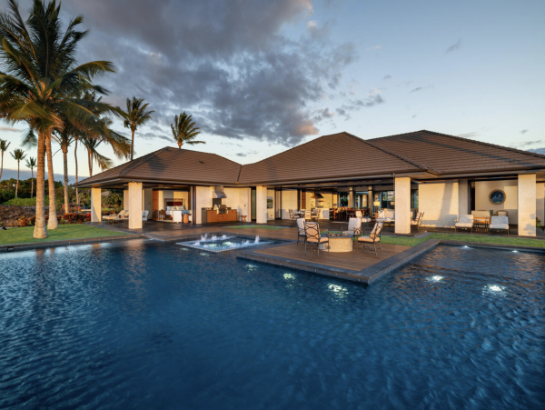 Vacation Estate Sleeps 12 Guests Ocean View Main House & Guest